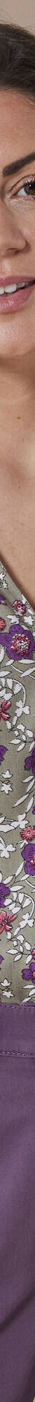 Blouse manches 3/4, imprimée fleurs (kaki / corail) Blouse manches 3/4, imprimée fleurs (kaki / corail)
